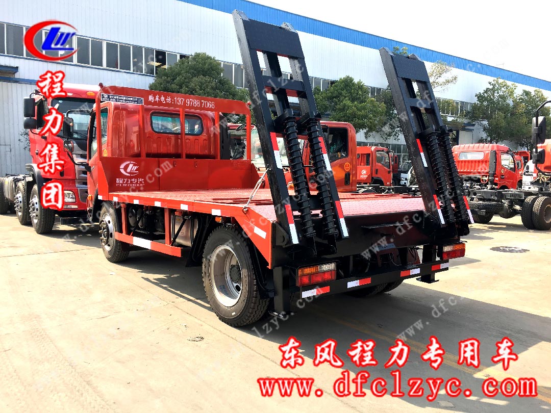 湖北程力藍(lán)牌大運平板運輸車后左