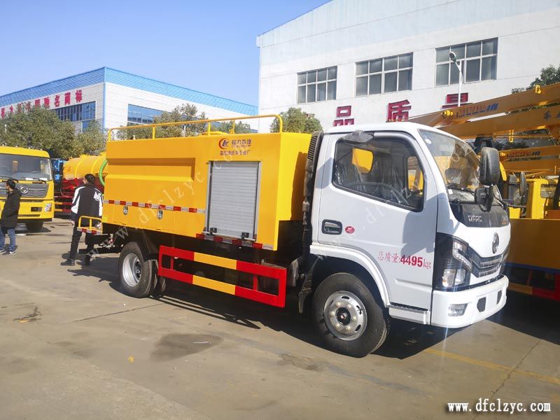 湖北程力國(guó)六藍(lán)牌東風(fēng)小多利卡高壓清洗車(chē)