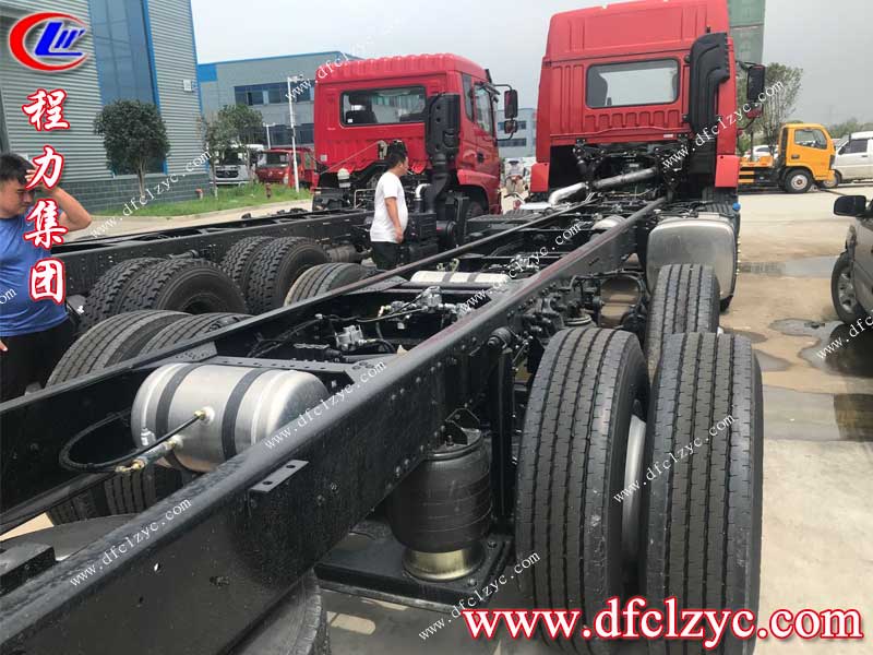 湖北程力集團(tuán)